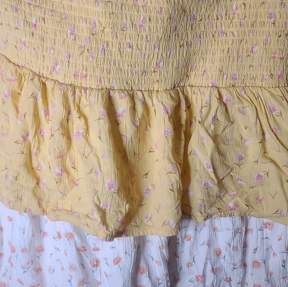 AMERICAN EAGLE SMOCKED DRESS - Picture 6 of 8